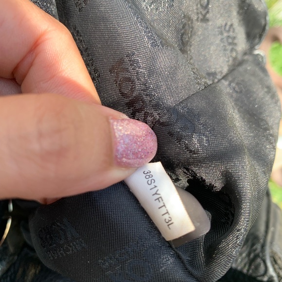 Michael kors Fulton leather hobo bag with matching wallet - Picture 13 of 16